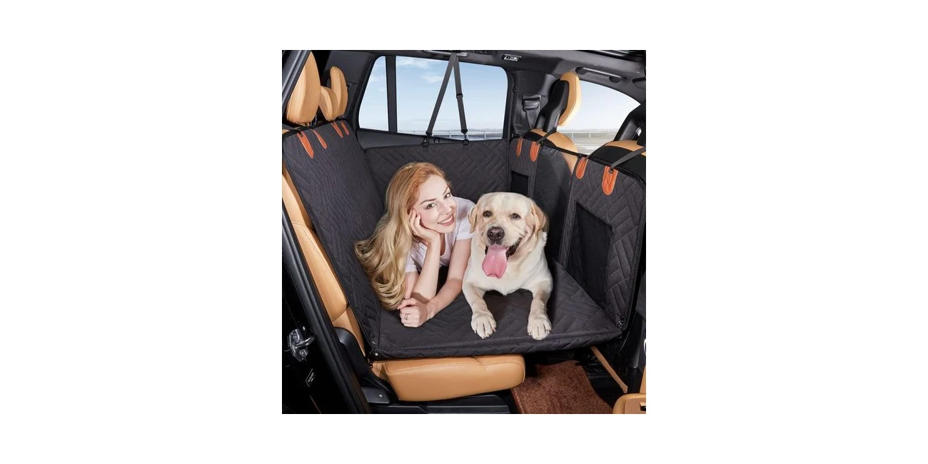 Featured product: YJGF reinforced hard-bottom back seat extender platform for a large Rottweiler (Amazon listing image)